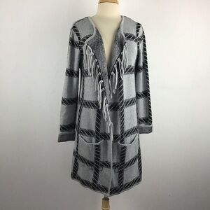 ADRIENNE VITTADINI
Long Sleeve Cardigan with Fringe Trim and Patch Pockets Large